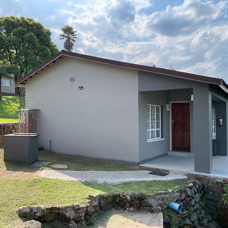 Panorama Chalets & Rest Camp Graskop Exterior photo