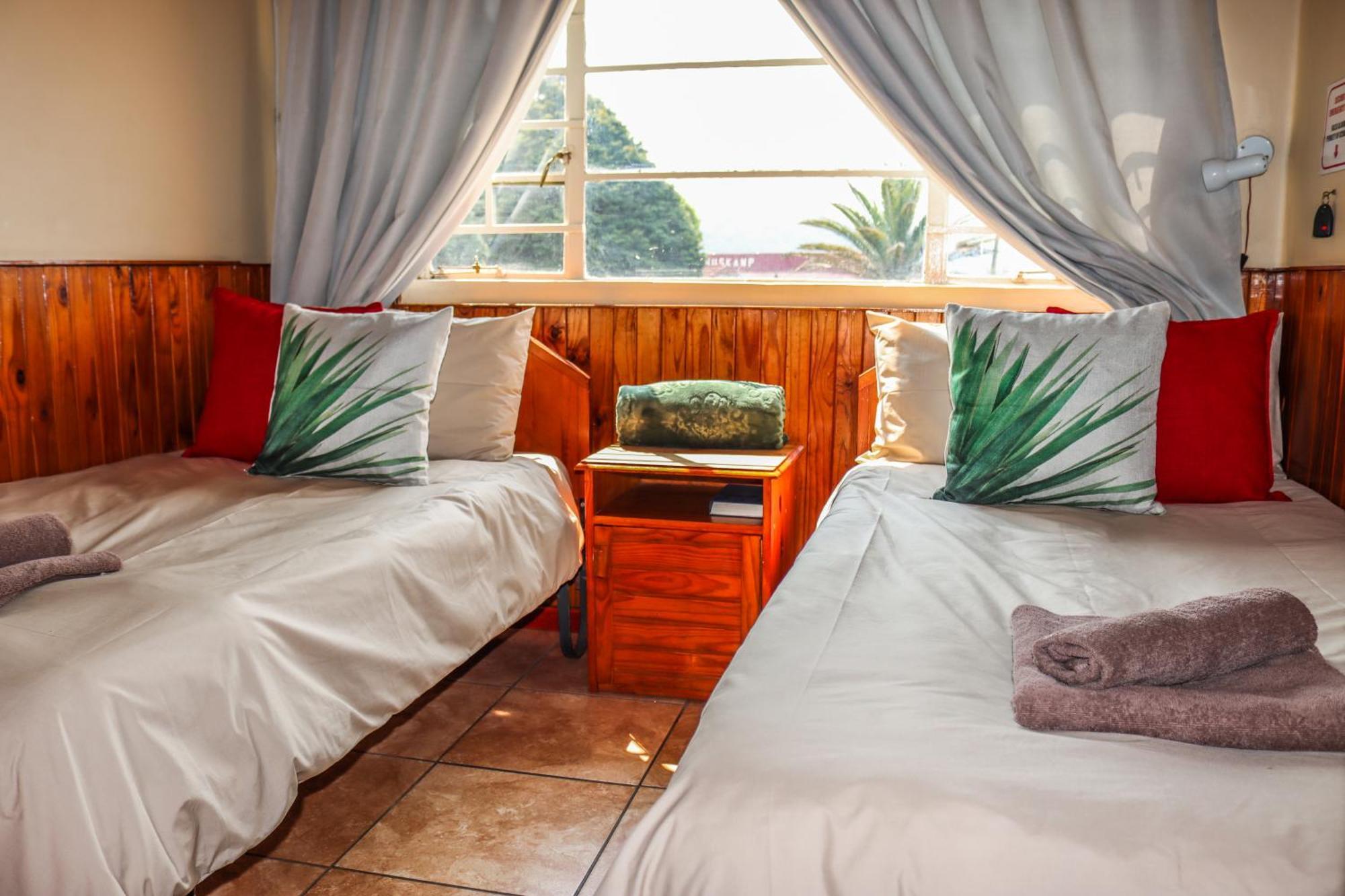 Panorama Chalets & Rest Camp Graskop Exterior photo